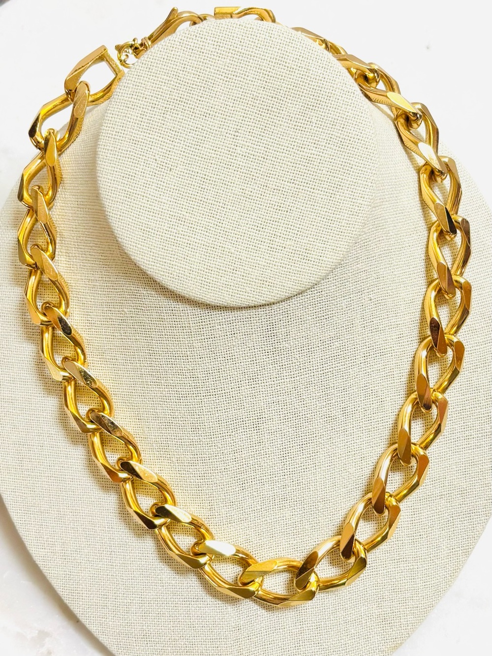 Vintage Dior Gold Chunky Curb Link Necklace 1980s - Picture 3 of 10